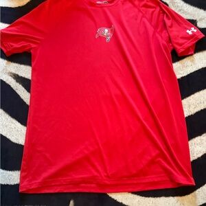 Under Armour Men's Bright Red Short Sleeve Tee